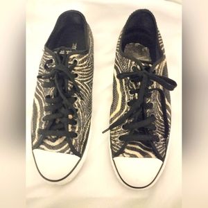 Animal Print Sequin Converse (Limited Edition) Men Sz 9, Women Sz 11